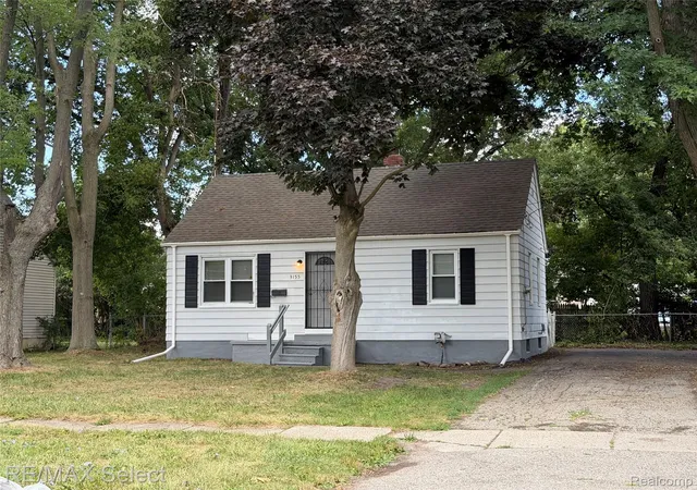 2nd image of 3155 Leith St, Flint, MI 48506 | MLS# 20261059045