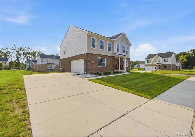 2nd image of 14218 Old Oak Trl, Van Buren Township, MI 48111 | MLS# 20261059052