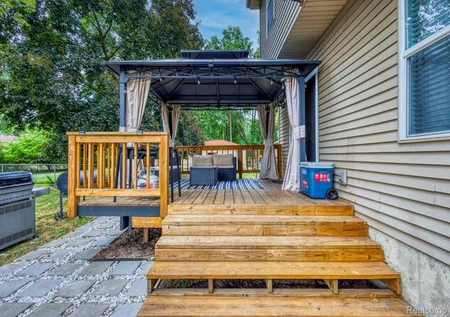 1st image of 625 N Harvey St, Westland, MI 48185 | MLS# 20261059057