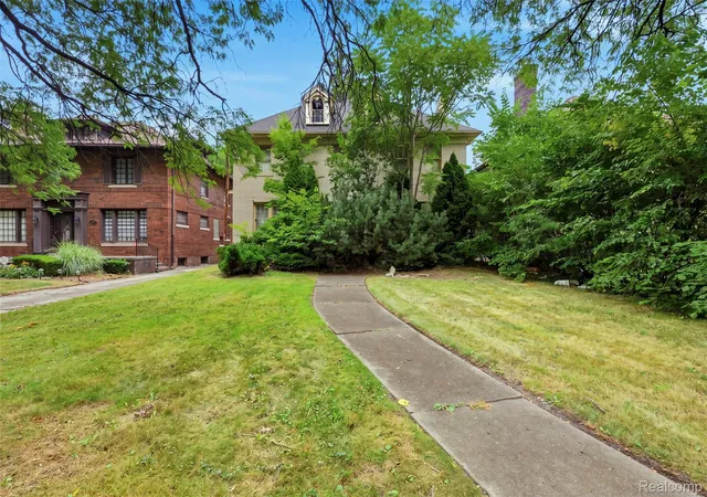 Photo 2 of Single family home for sale at 1636 W Boston Blvd, Detroit, MI 48206 | MLS# 20261059058 | Listing updated on 2026-09-04