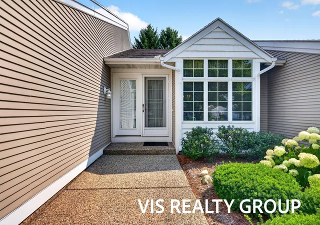2nd image of 851 Claremont Ct, Holland, MI 49423 | MLS# 71026039156