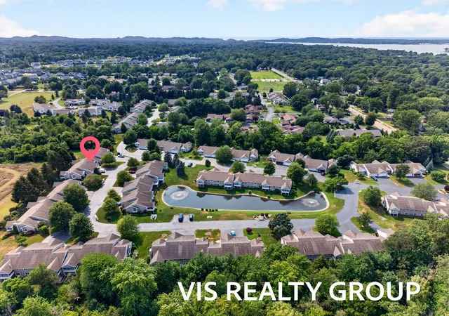 3rd image of 851 Claremont Ct, Holland, MI 49423 | MLS# 71026039156