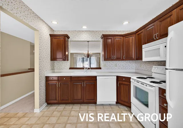 4th image of 851 Claremont Ct, Holland, MI 49423 | MLS# 71026039156
