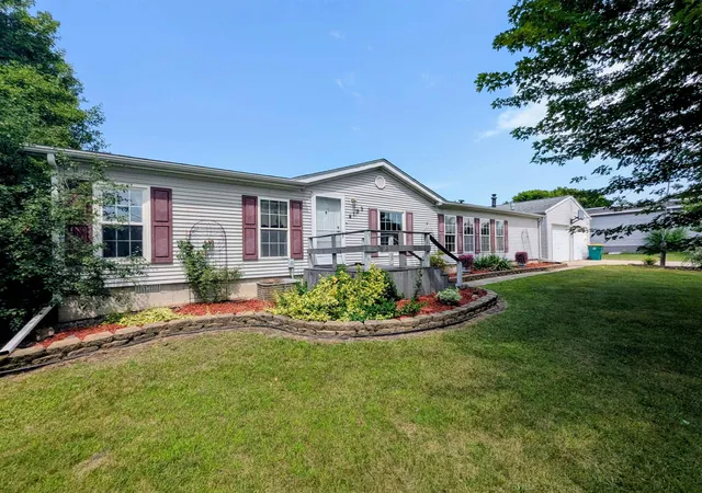 Photo 1 of Single family home for sale at 4195 Wheeler Rd, Bay City, MI 48706 | MLS# 77080071653 | Listing updated on 2026-09-02
