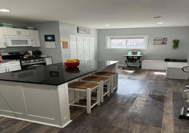 Photo 4 of Single family home for sale at 124 E Stephenson St, Morenci, MI 49256 | MLS# 56050216575 | Listing updated on 2026-09-26