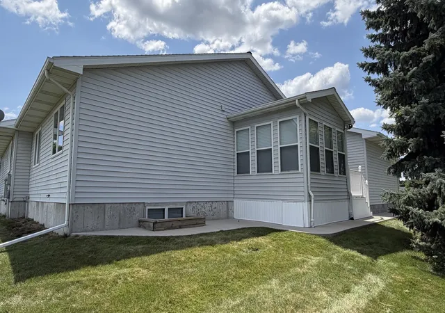 Listing Photo 5 - Condo for sale in building located at 1001 Sweeney St, Mount Pleasant, MI 48858