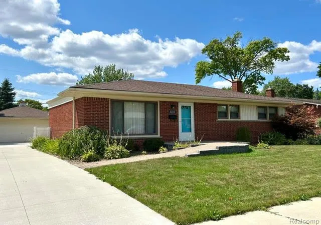 2nd image of 31225 Kenwood Ave, Madison Heights, MI 48071 | MLS# 20261059078