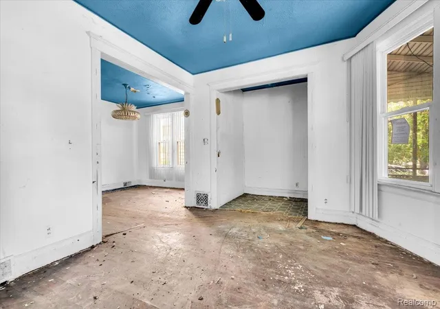 Listing Photo 4 - Condo for sale in building located at 2940 Canton St, Detroit, MI 48207