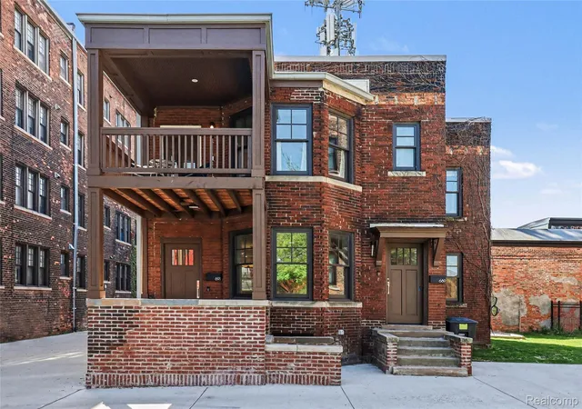 Photo 2 of Condo for sale at 689 W Alexandrine St, Detroit, MI 48201 | MLS# 20261059096 | Listing updated on 2026-08-22