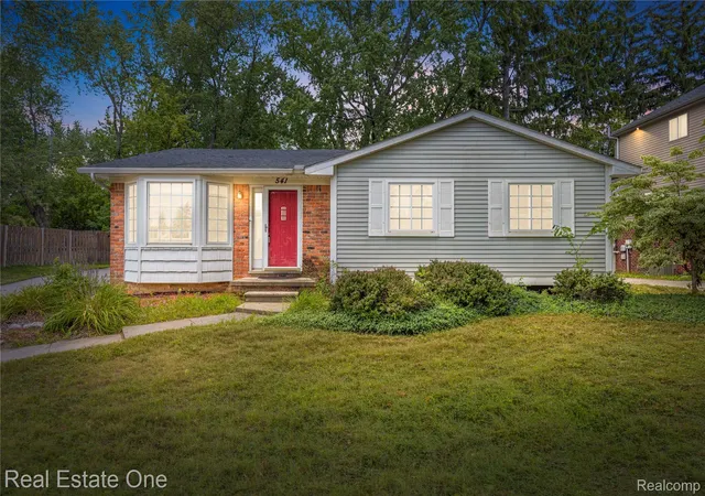 1st image of 541 Curzon Rd, Rochester Hills, MI 48307 | MLS# 20261059104