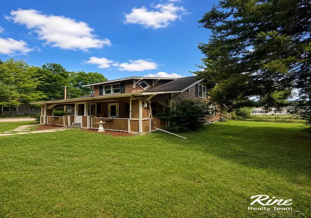 3rd image of 701 S Main St, Olivet, MI 49076 | MLS# 61050216585