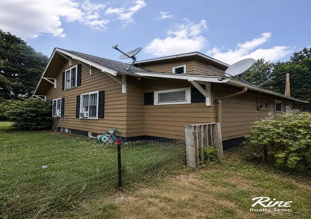 4th image of 701 S Main St, Olivet, MI 49076 | MLS# 61050216585