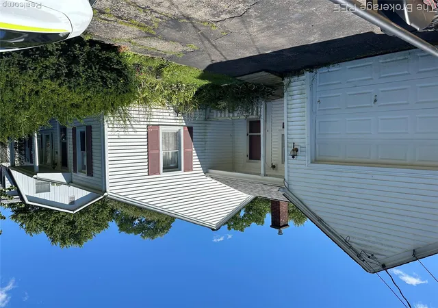 3rd image of 1100 Haven St, Mount Morris, MI 48458 | MLS# 20261059110