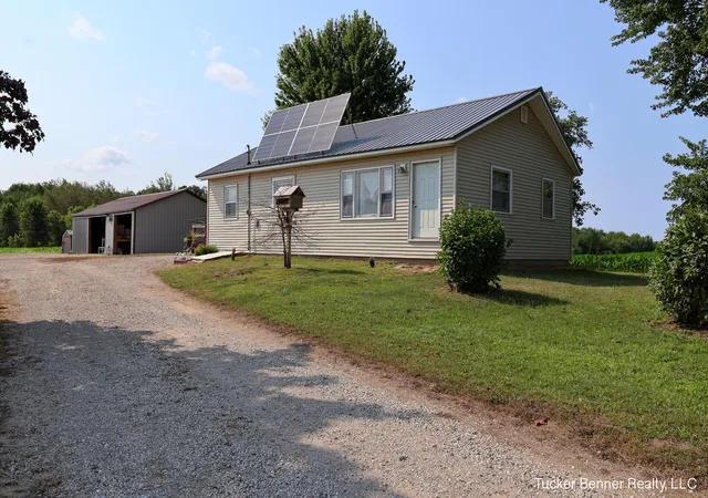 1st image of 11309 Brickyard Rd, Holton, MI 49425 | MLS# 71026039183