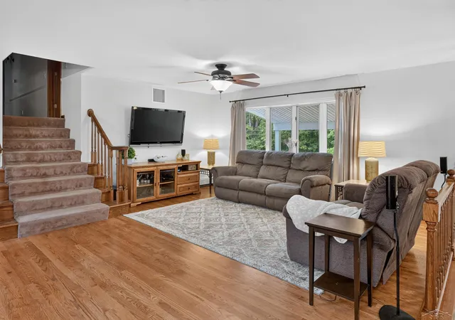 Photo 3 of Single family home for sale at 904 Vance Rd, Midland, MI 48640 | MLS# 61050216589 | Listing updated on 2026-08-02