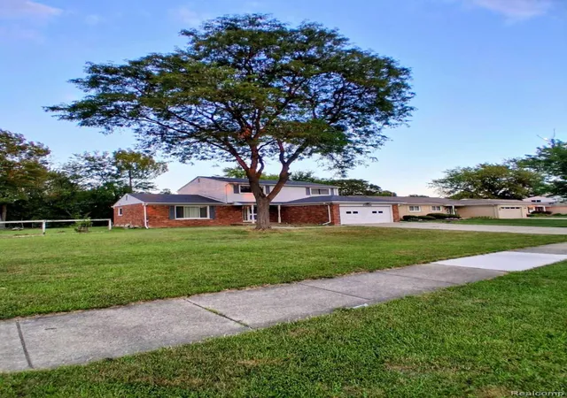 Photo 1 of Single family home for sale at 23884 Rutland Ave, Southfield, MI 48075 | MLS# 20261059122 | Listing updated on 2026-08-01