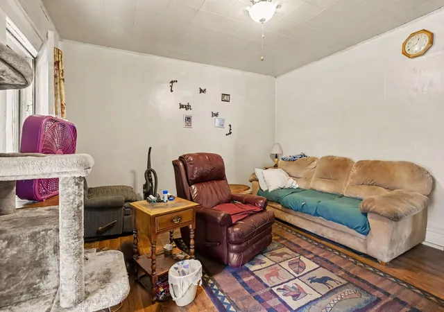 5th image of 302 N Van Buren St, Paw Paw, MI 49079 | MLS# 66026039189