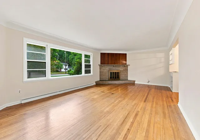 Photo 3 of Single family home for sale at 4342 Old Colony Rd, Kalamazoo, MI 49008 | MLS# 66026039197 | Listing updated on 2026-07-29