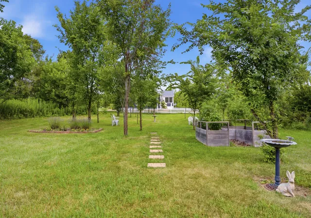 33rd image of 403 Tulip Dr, Three Oaks, MI 49128 | MLS# 69026039192