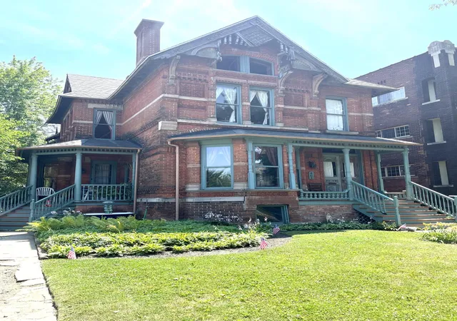 Photo 3 of Single family home for sale at 461 W Alexandrine St, Detroit, MI 48201 | MLS# 81026039193 | Listing updated on 2026-09-07