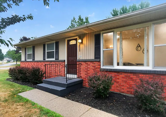 1st image of 1822 Gentian Dr Se, Grand Rapids, MI 49508 | MLS# 72026039201