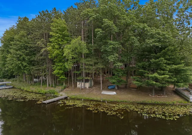 Photo 4 of Single family home for sale at 8242 Spruce Dr, Reading, MI 49274 | MLS# 81026039196 | Listing updated on 2026-07-29