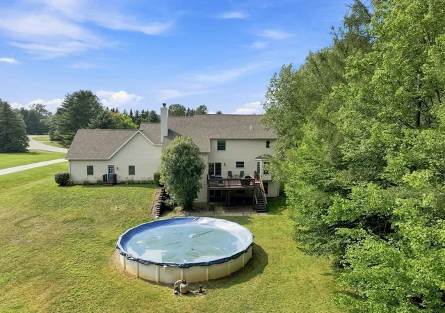 4th image of 8443 Valley Forge Dr, Cadillac, MI 49601 | MLS# 78080071663
