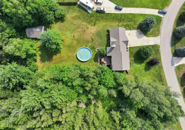 5th image of 8443 Valley Forge Dr, Cadillac, MI 49601 | MLS# 78080071663