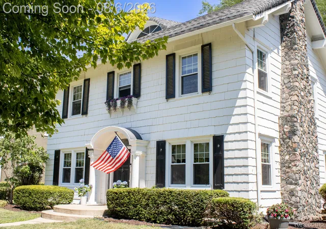 1st image of 1010 Kensington Ave, Grosse Pointe Park, MI 48230 | MLS# 20261059144