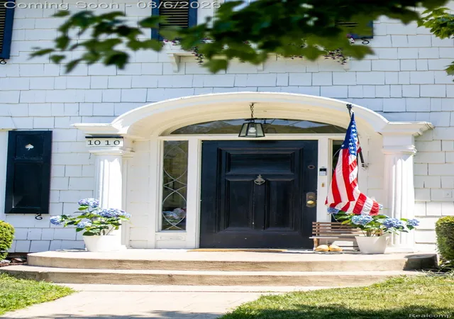 5th image of 1010 Kensington Ave, Grosse Pointe Park, MI 48230 | MLS# 20261059144