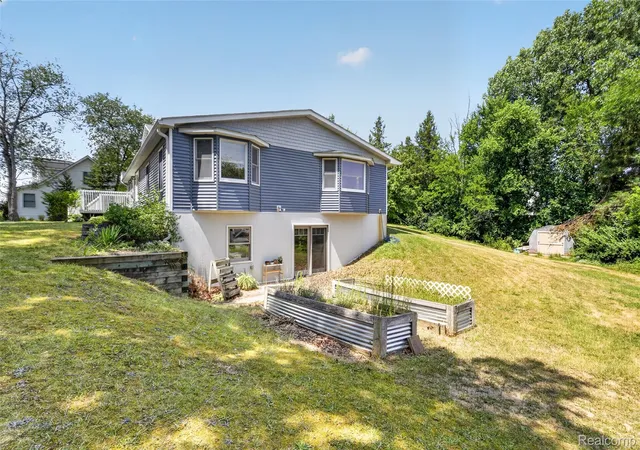Photo 3 of Single family home for sale at 7447 Ore Lake Rd, Brighton, MI 48116 | MLS# 20261059152 | Listing updated on 2026-09-06