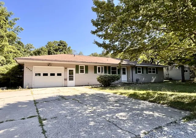 2nd image of 4848 Whitney St, Montague, MI 49437 | MLS# 71026039212