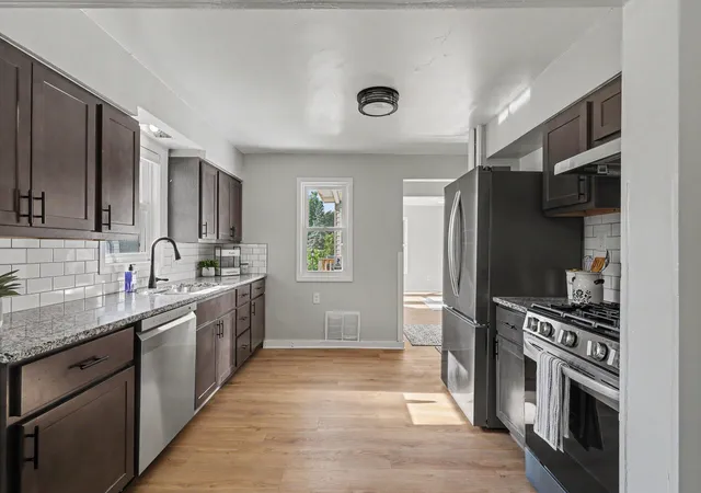 Photo 3 of Single family home for sale at 631 3 Mile Rd Ne, Grand Rapids, MI 49505 | MLS# 65026039218 | Listing updated on 2026-08-19