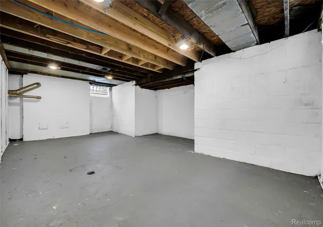 Photo 4 of Single family home for sale at 14814 Cloverlawn St, Detroit, MI 48238 | MLS# 20261059175 | Listing updated on 2026-07-30