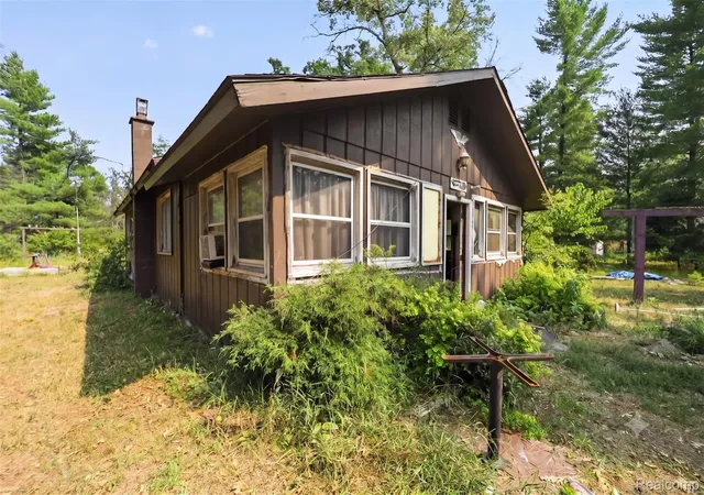 Photo 2 of Single family home for sale at 2166 S Forman Rd, Baldwin, MI 49304 | MLS# 20261059176 | Listing updated on 2026-09-09