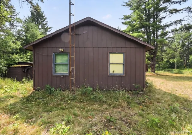 Photo 3 of Single family home for sale at 2166 S Forman Rd, Baldwin, MI 49304 | MLS# 20261059176 | Listing updated on 2026-09-09