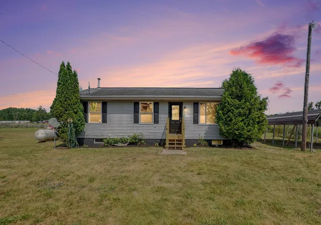 4th image of 6918 S Saddler Rd, Chase, MI 49623 | MLS# 72026039223