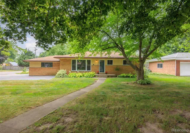 1st image of 3437 Fort Dr, Waterford, MI 48328 | MLS# 20261059197