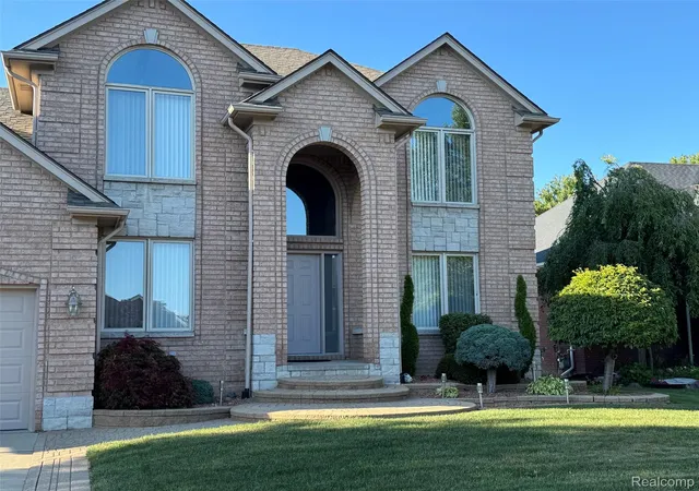 Photo 3 of Single family home for sale at 17209 Invitational Dr, Macomb, MI 48042 | MLS# 20261059200 | Listing updated on 2026-08-28