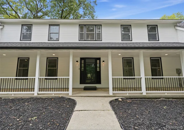 Photo 4 of Single family home for sale at 1968 Kellogg Rd, Brighton, MI 48114 | MLS# 20261059204 | Listing updated on 2026-09-13