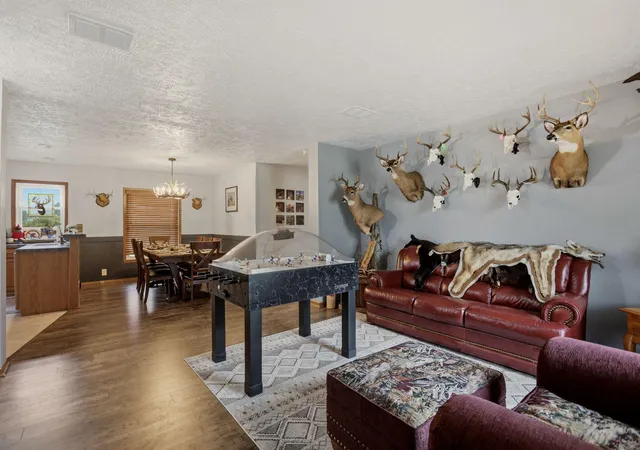 Photo 3 of Single family home for sale at 3135 Lee Hl Rd, Caro, MI 48723 | MLS# 65026039243 | Listing updated on 2026-08-21