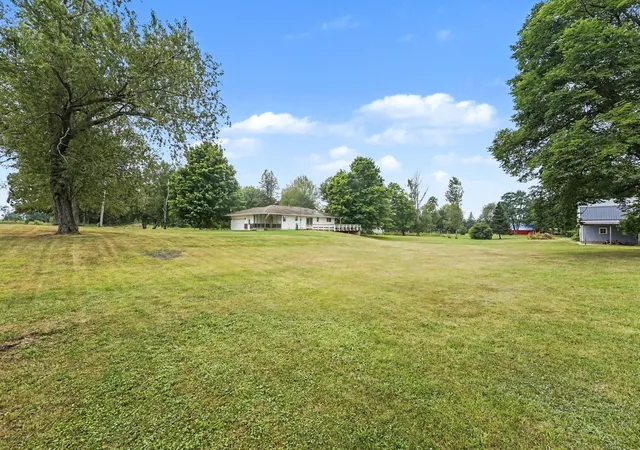 26th image of 1760 W Carson City Rd, Sheridan, MI 48884 | MLS# 72026039247