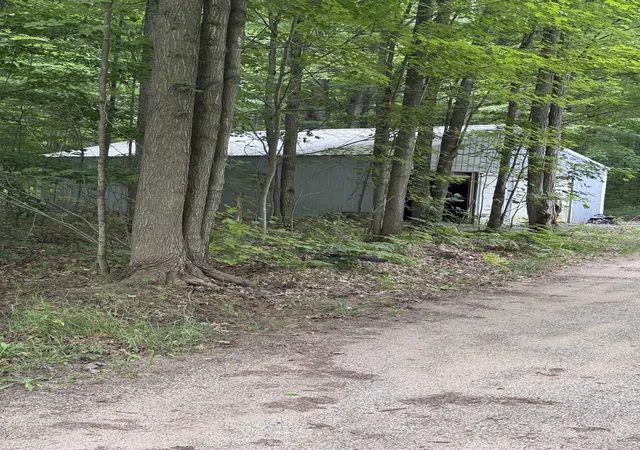 Photo 4 of Single family home for sale at 3156 NE Co Rd 612, Kalkaska Township Kalkaska, MI 49646 | MLS# 78080071674 | Listing updated on 2026-09-11