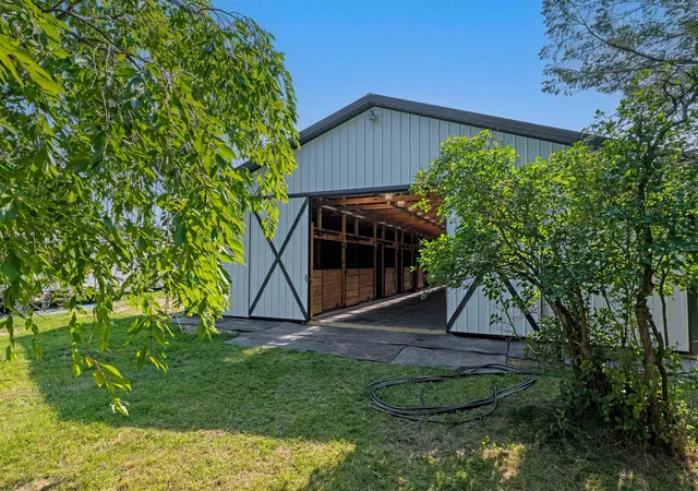 Photo 3 of Single family home for sale at 7638 Skegemog Point Rd, Williamsburg, MI 49690 | MLS# 78080071677 | Listing updated on 2026-08-01