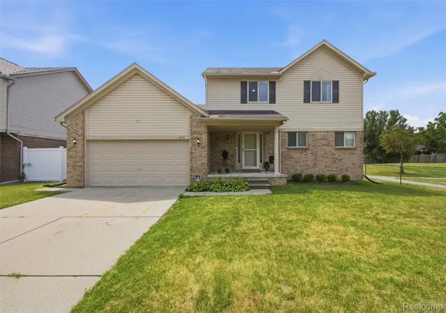 Photo 1 of Single family home for sale at 15770 E 14 Mile Rd, Fraser, MI 48026 | MLS# 20261059227 | Listing updated on 2026-09-09