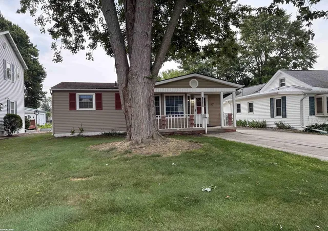 Photo 2 of Single family home for sale at 36840 Alfred St, New Baltimore, MI 48047 | MLS# 58050216619 | Listing updated on 2026-07-29