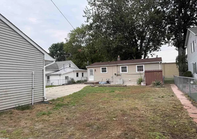 Photo 4 of Single family home for sale at 36840 Alfred St, New Baltimore, MI 48047 | MLS# 58050216619 | Listing updated on 2026-07-29