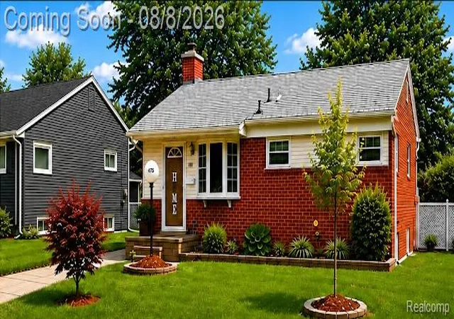 Photo 1 of Sale Pending at 475 Valencia Dr, Pontiac, MI 48342 | MLS# 20261059238 | Listing updated on 2026-08-15