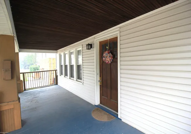 Photo 3 of Single family home for sale at 21916 Lakeview St, Saint Clair Shores, MI 48080 | MLS# 58050216623 | Listing updated on 2026-08-27