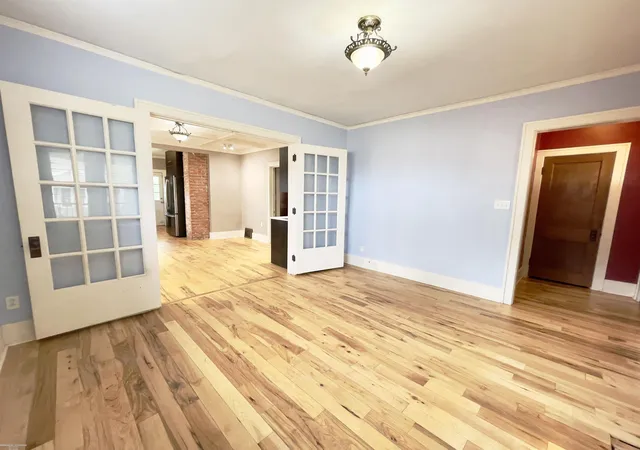 Photo 4 of Single family home for sale at 21916 Lakeview St, Saint Clair Shores, MI 48080 | MLS# 58050216623 | Listing updated on 2026-08-27